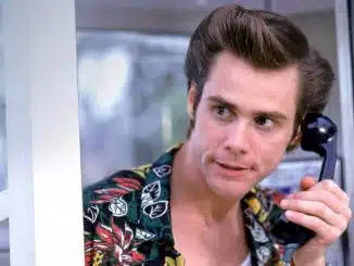 Jim Carrey i rollen som Ace Ventura i en av sin bästa filmer.