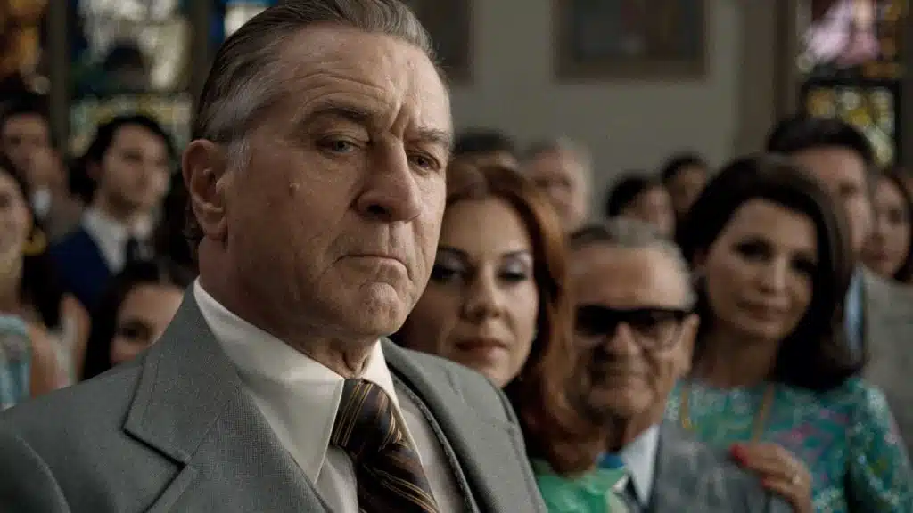 Robert De Niro ser allvarlig ut i "The Irishman".